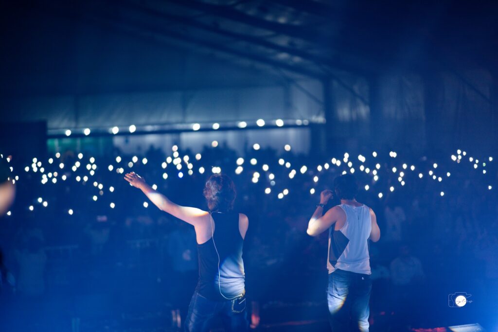 Concerts photograph by SidduVerse — SID02935