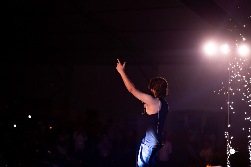Concerts photograph by SidduVerse — SID02965