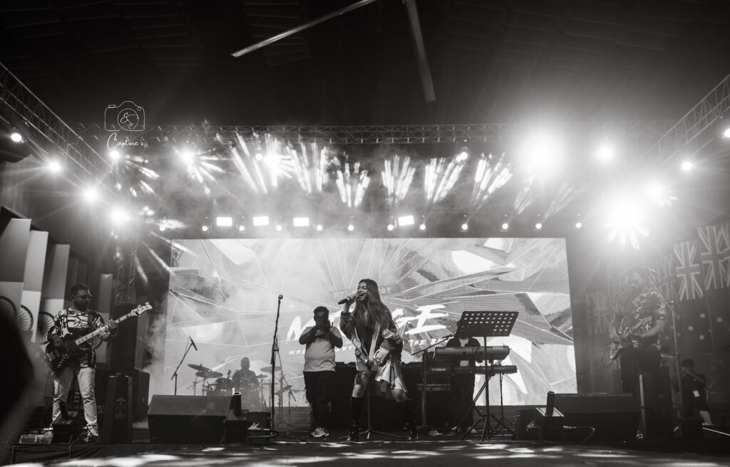 Concerts photograph by SidduVerse — SID05182