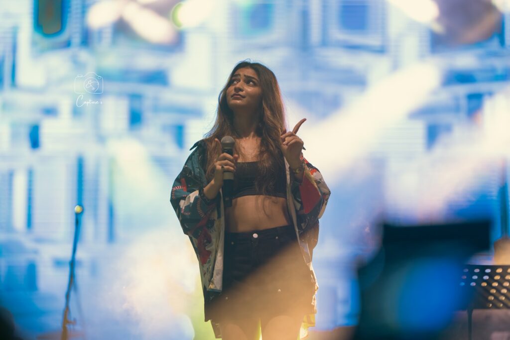 Concerts photograph by SidduVerse — SID05216