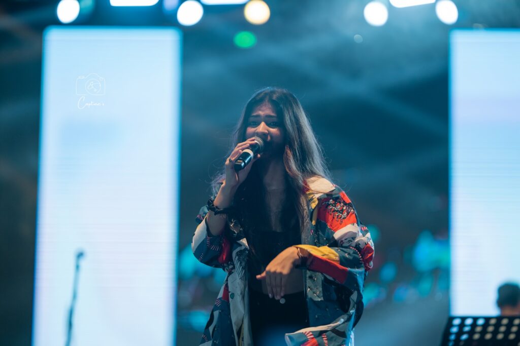 Concerts photograph by SidduVerse — SID05222