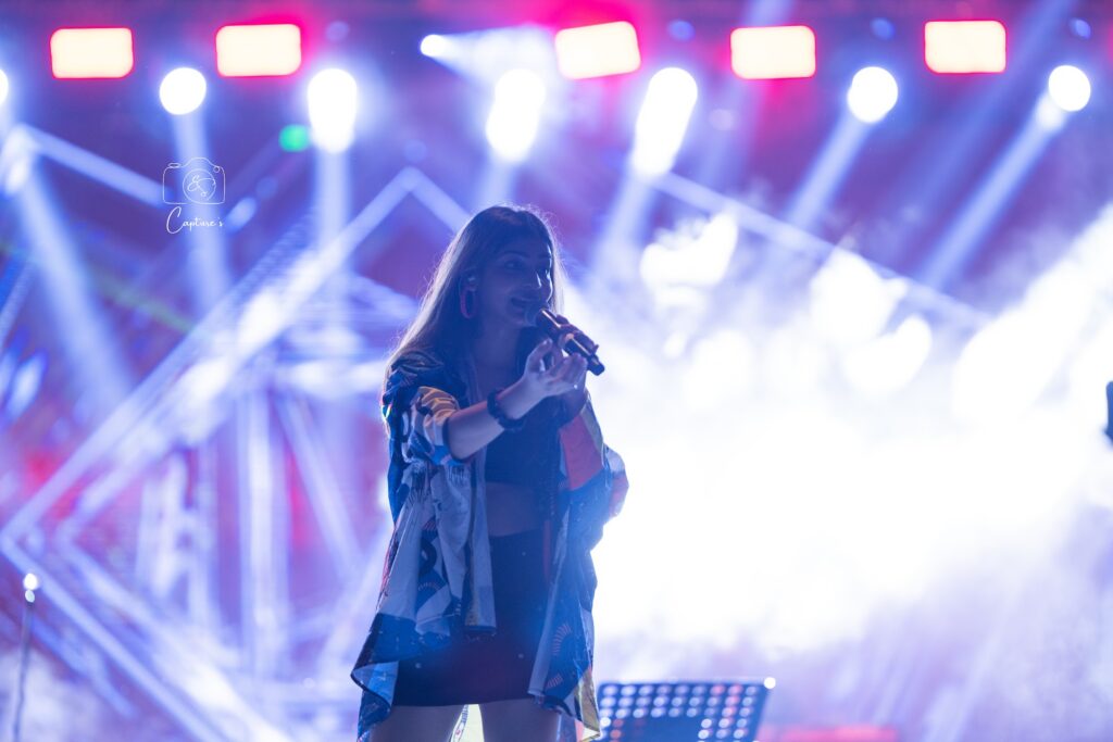 Concerts photograph by SidduVerse — SID05245