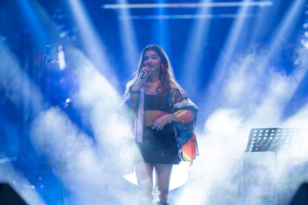 Concerts photograph by SidduVerse — SID05251