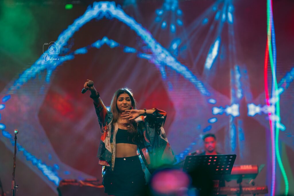 Concerts photograph by SidduVerse — SID05260