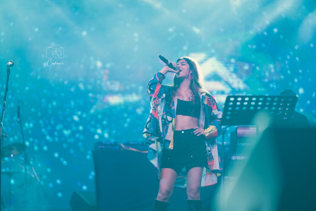 Concerts photograph by SidduVerse — SID05297