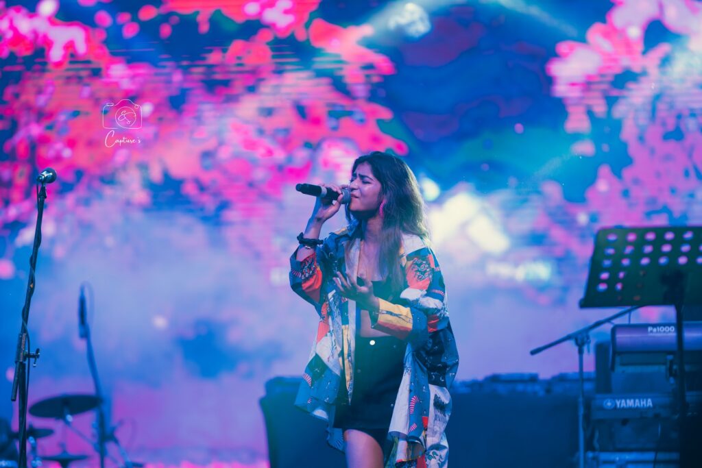 Concerts photograph by SidduVerse — SID05434