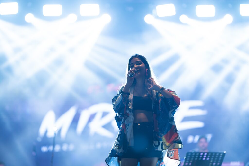 Concerts photograph by SidduVerse — SID05447