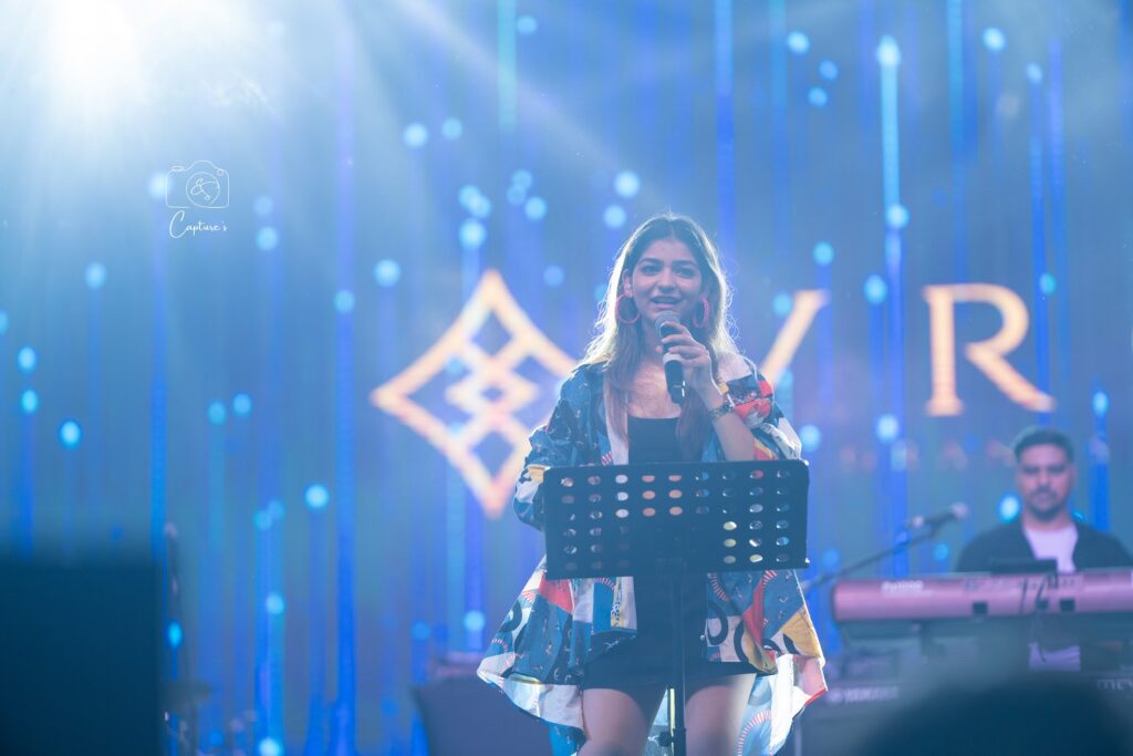 Concerts photograph by SidduVerse — SID05477