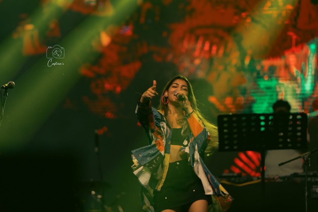 Concerts photograph by SidduVerse — SID05495