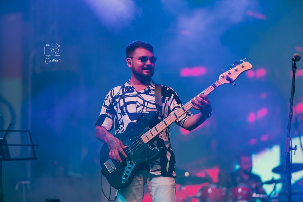 Concerts photograph by SidduVerse — SID05524
