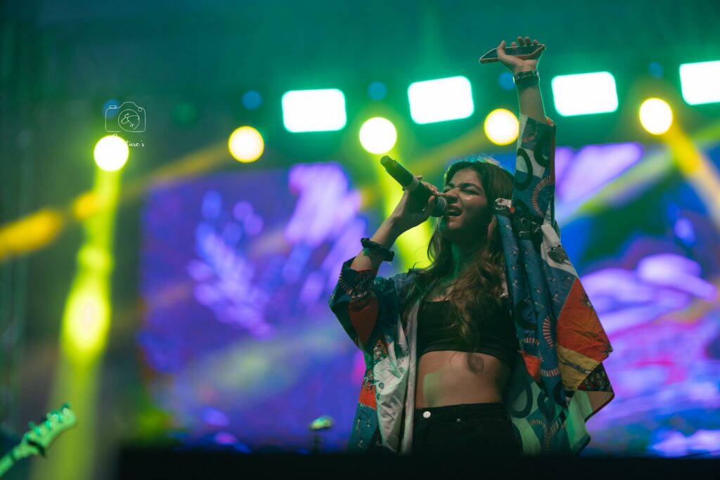 Concerts photograph by SidduVerse — SID05553