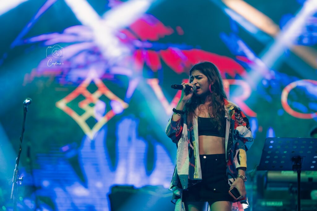 Concerts photograph by SidduVerse — SID05562