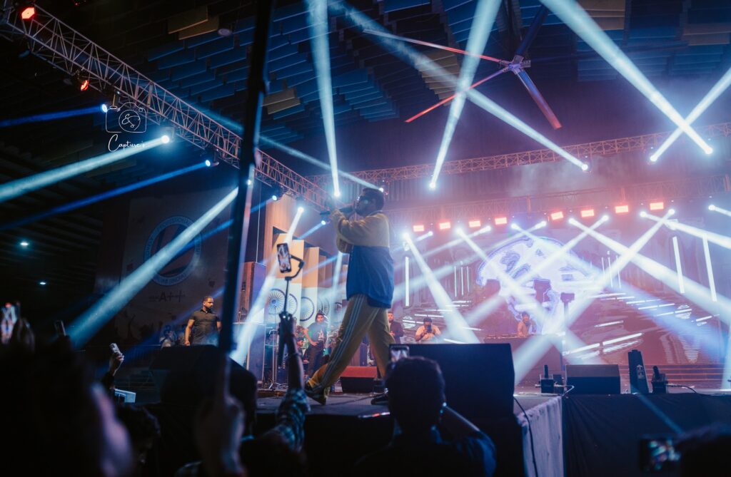 Concerts photograph by SidduVerse — SID05694