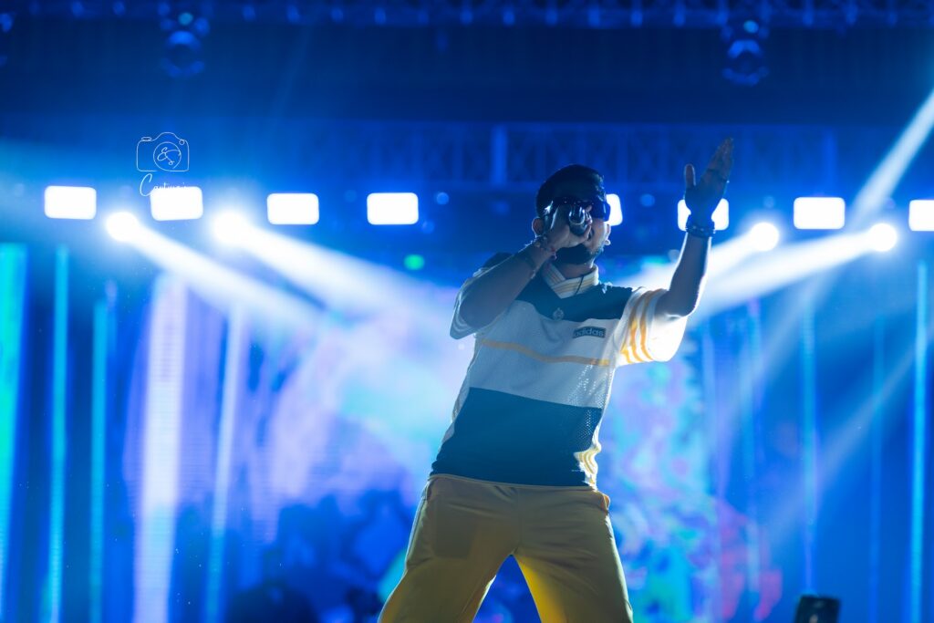 Concerts photograph by SidduVerse — SID05769