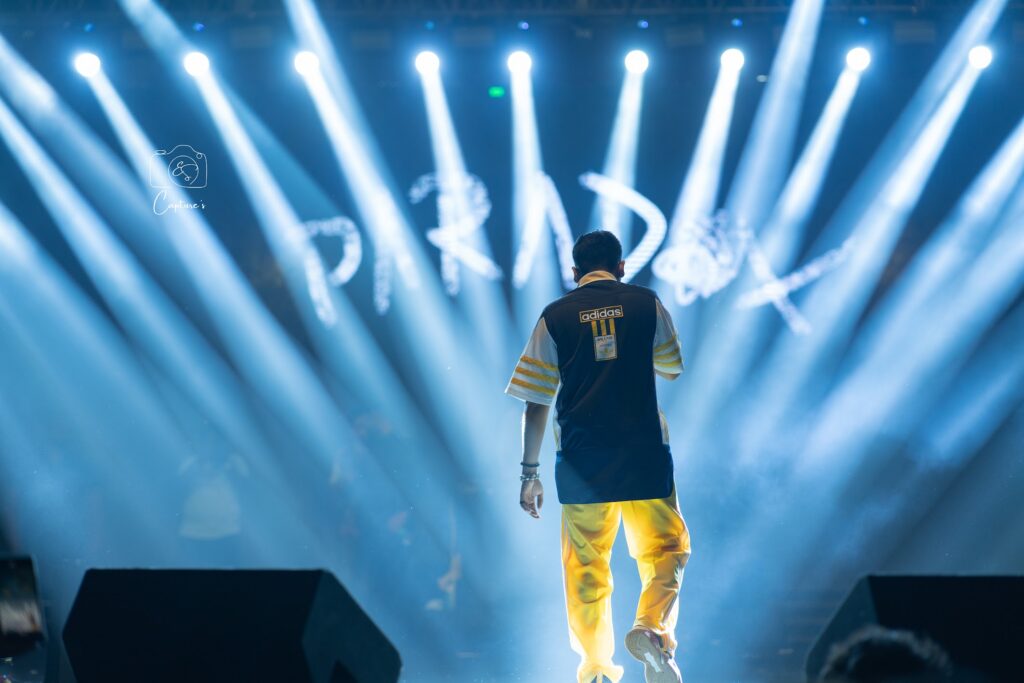Concerts photograph by SidduVerse — SID05881