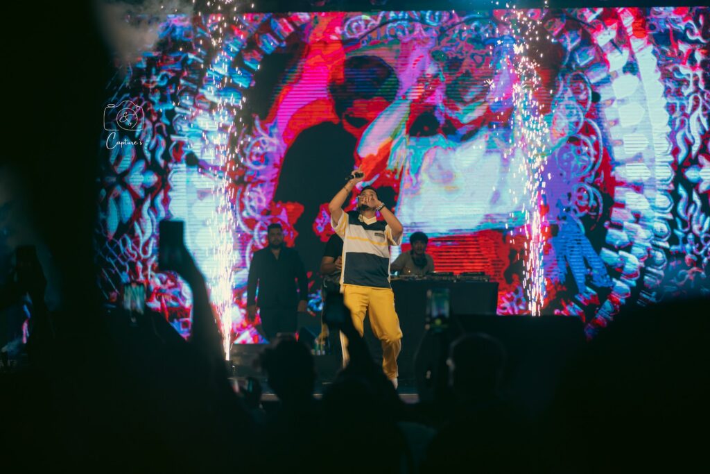 Concerts photograph by SidduVerse — SID06133