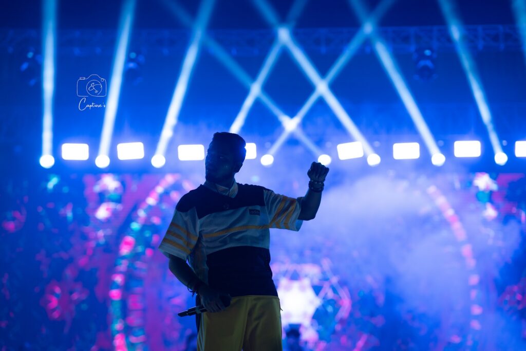 Concerts photograph by SidduVerse — SID06226