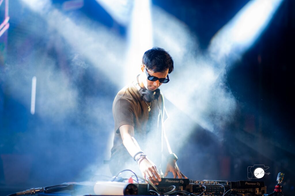 DJ Concerts photograph by SidduVerse — SID09400