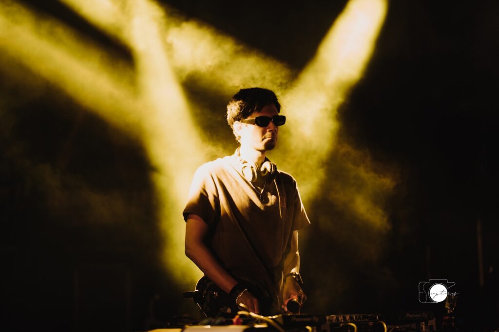 DJ Concerts photograph by SidduVerse — SID09407