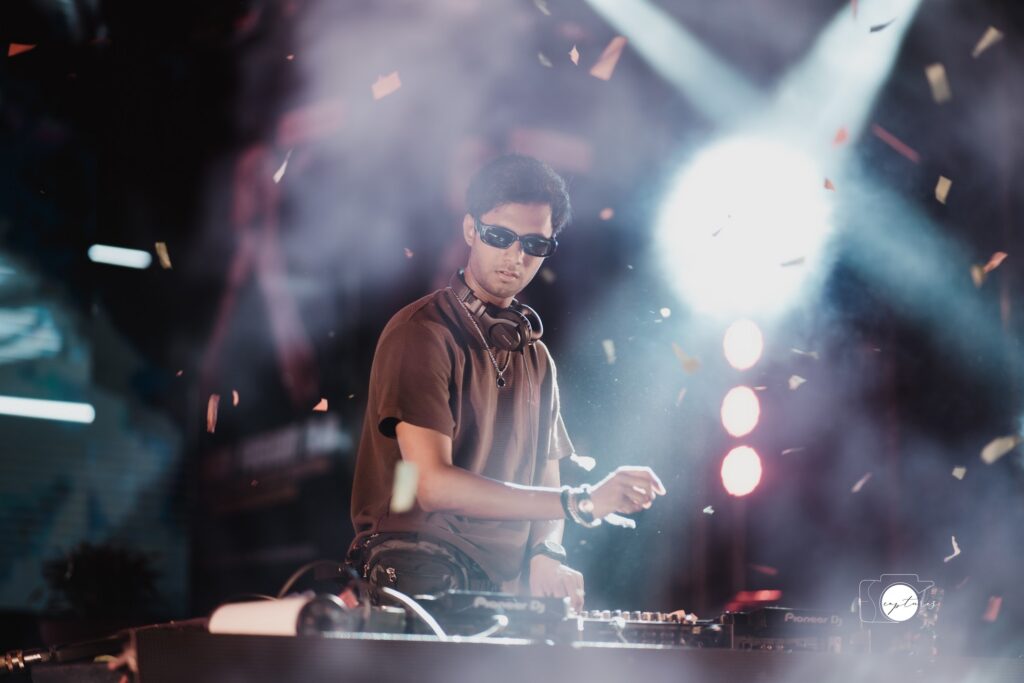 DJ Concerts photograph by SidduVerse — SID09493