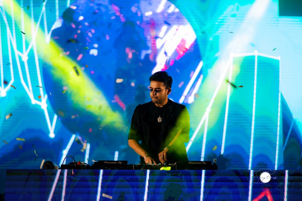 DJ Concerts photograph by SidduVerse — SID09544