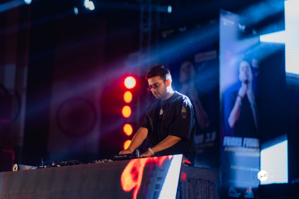 DJ Concerts photograph by SidduVerse — SID09550