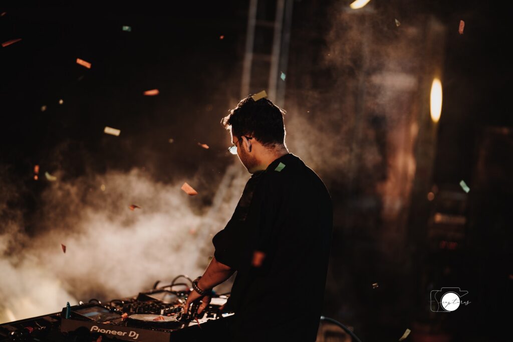 DJ Concerts photograph by SidduVerse — SID09569