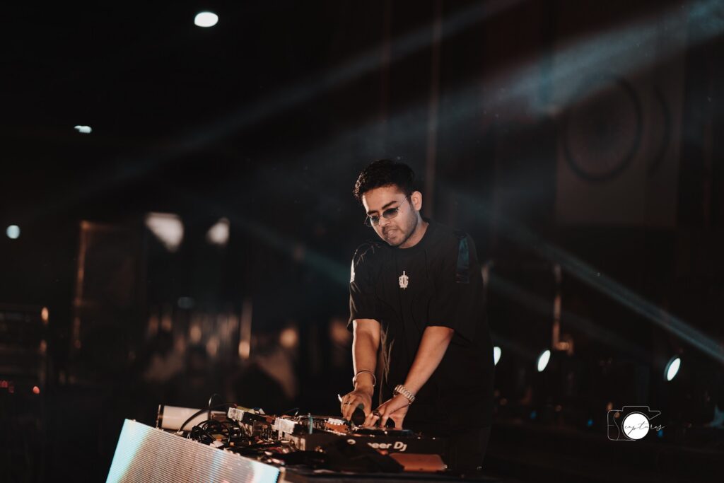 DJ Concerts photograph by SidduVerse — SID09578