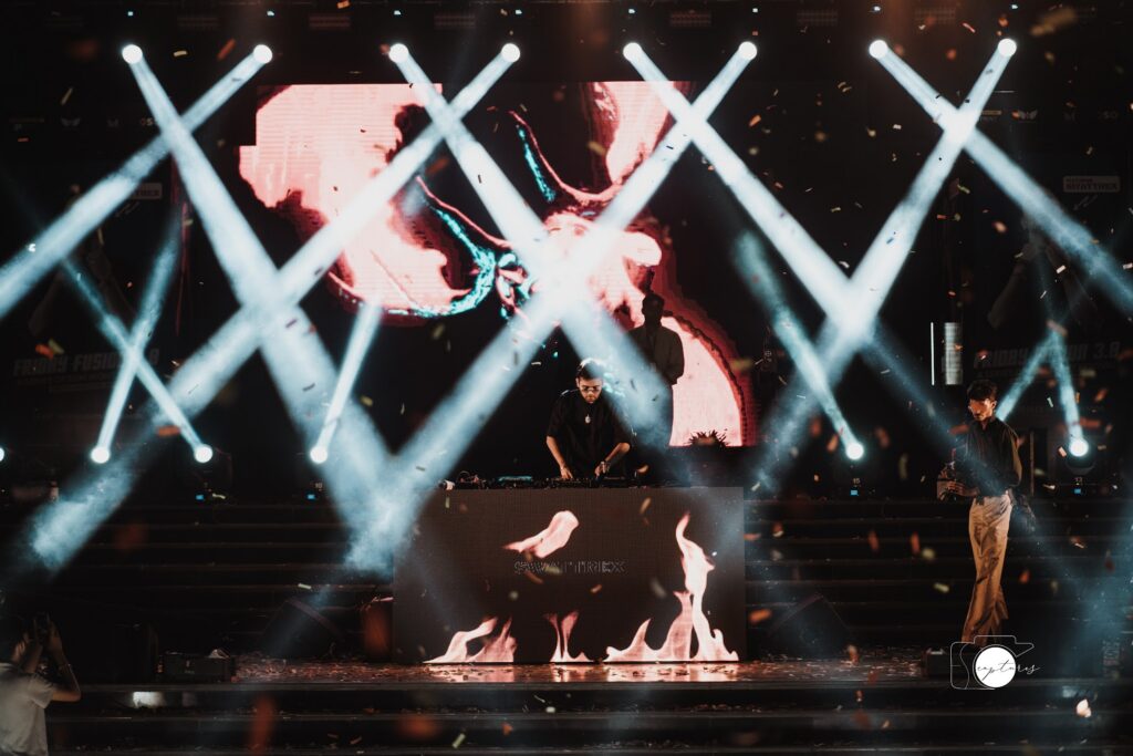 DJ Concerts photograph by SidduVerse — SID09623